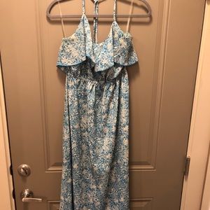Maxi Dress with Tying Halter Top.